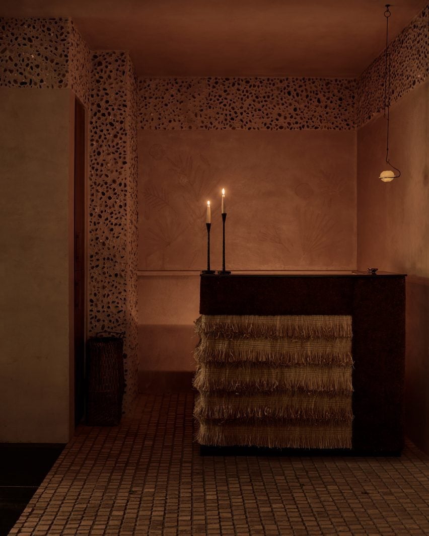 Islyn Studio combines raw and refined materials in Miami Beach restaurant