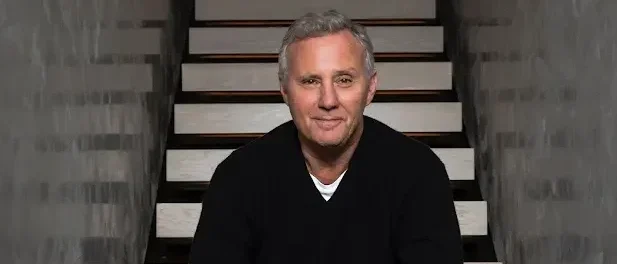 Ian Schrager Receives Sevenrooms Icon Award at the World’s 50 Best Hotels 2025 Ceremony